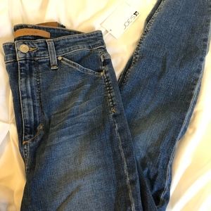 Joe's Jeans High Rise Ankle Skinny Jean